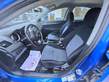 Mitsubishi Lancer 2009 - Thumbnail 9