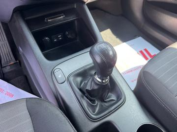 Kia Forte 5-Door 2016 - Thumbnail 24