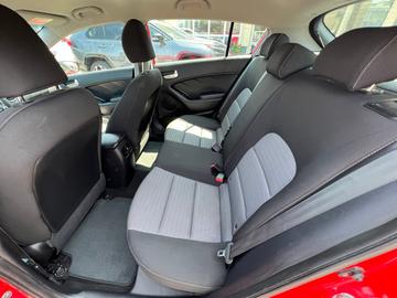 Kia Forte 5-Door 2016 - Thumbnail 26