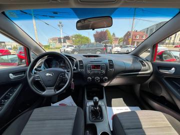 Kia Forte 5-Door 2016 - Thumbnail 28