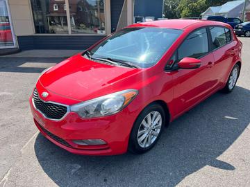 Kia Forte 5-Door 2016 - Thumbnail 2