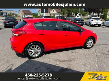 Kia Forte 5-Door 2016 - Thumbnail 8