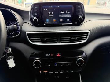 Hyundai Tucson 2019 - Thumbnail 25