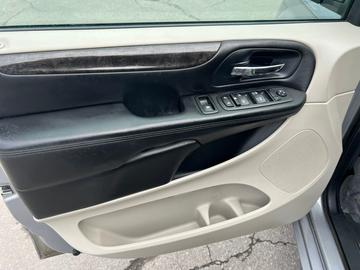 Dodge Grand Caravan 2013 - Thumbnail 19