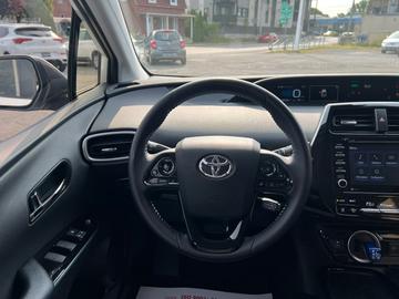 Toyota Prius Prime 2022 - Thumbnail 15