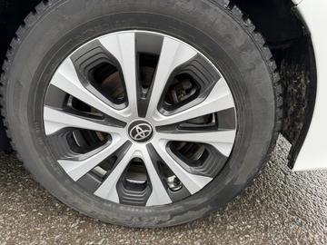 Toyota Prius Prime 2022 - Thumbnail 6