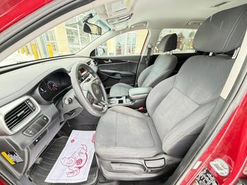 Kia Sorento 2017 - Thumbnail 15