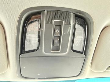 Kia Sorento 2017 - Thumbnail 25