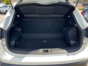 Nissan Qashqai 2023 - Thumbnail 6