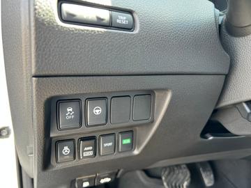 Nissan Qashqai 2023 - Thumbnail 19