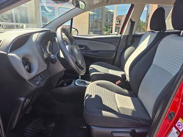 Toyota Yaris Hatchback 2018 - Thumbnail 12