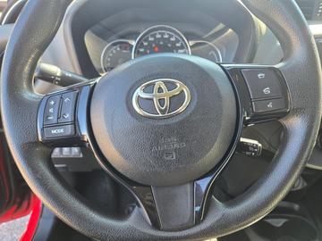 Toyota Yaris Hatchback 2018 - Thumbnail 17
