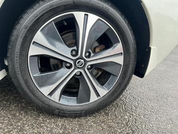Nissan LEAF 2021 - Thumbnail 10