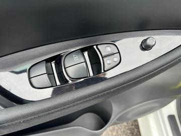 Nissan LEAF 2021 - Thumbnail 14