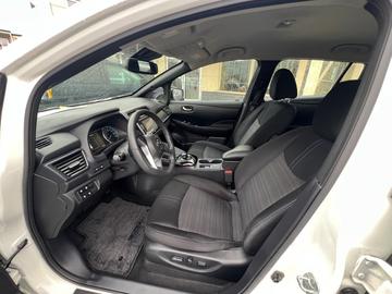 Nissan LEAF 2021 - Thumbnail 15