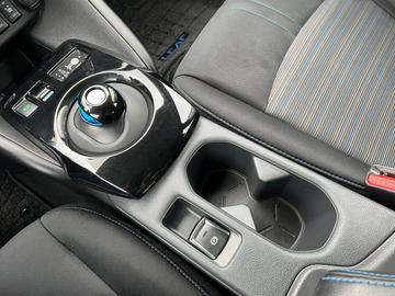 Nissan LEAF 2021 - Thumbnail 32