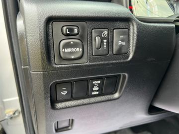 Toyota 4Runner 2017 - Thumbnail 22