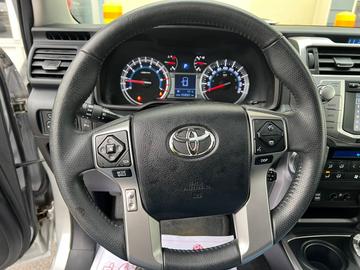 Toyota 4Runner 2017 - Thumbnail 23