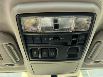 Toyota 4Runner 2017 - Thumbnail 28