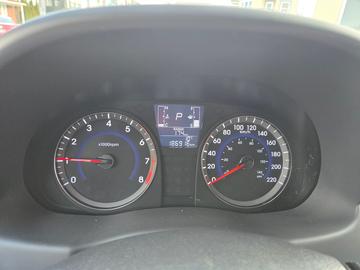 Hyundai Accent 2016 - Thumbnail 10