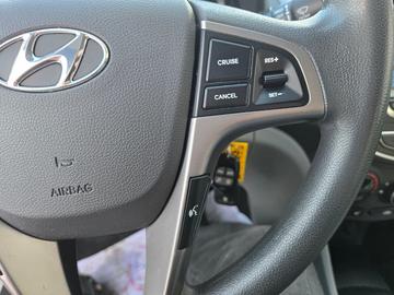 Hyundai Accent 2016 - Thumbnail 16