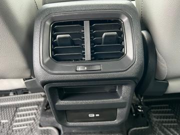 Volkswagen Taos 2022 - Thumbnail 33