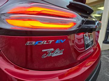 Chevrolet Bolt EV 2023 - Thumbnail 5