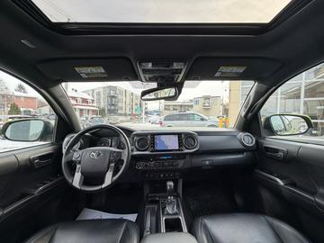 Toyota Tacoma 2023 - Thumbnail 41