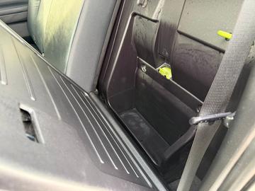 Toyota Tacoma 2023 - Thumbnail 39