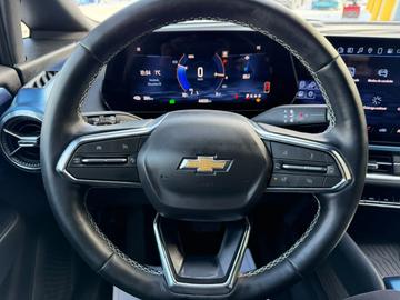 Chevrolet Equinox EV 2024 - Thumbnail 24