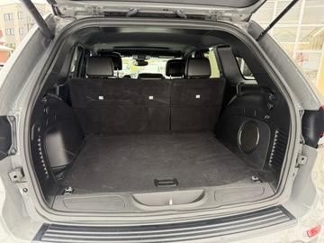 Jeep Grand Cherokee 2022 - Thumbnail 8