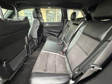 Jeep Grand Cherokee 2022 - Thumbnail 35