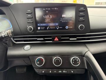 Hyundai Elantra 2024 - Thumbnail 19