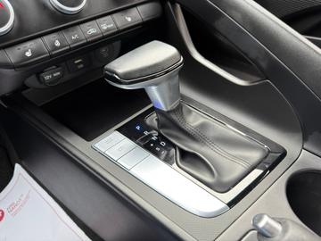 Hyundai Elantra 2024 - Thumbnail 20