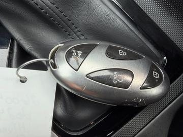Hyundai Elantra 2024 - Thumbnail 11