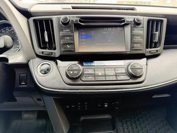 Toyota RAV4 2018 - Thumbnail 28