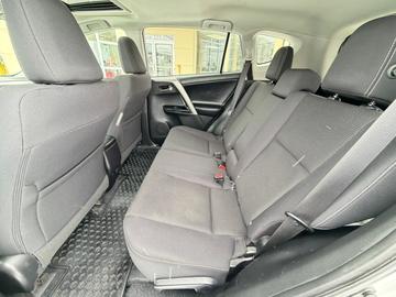 Toyota RAV4 2018 - Thumbnail 31