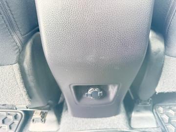 Toyota RAV4 2018 - Thumbnail 33