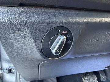 Volkswagen Jetta 2022 - Thumbnail 17