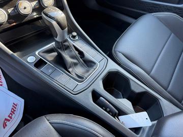 Volkswagen Jetta 2022 - Thumbnail 27