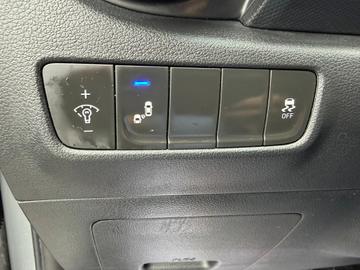 Hyundai KONA 2021 - Thumbnail 17