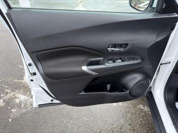 Nissan Kicks 2023 - Thumbnail 11