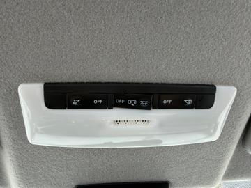 Nissan Kicks 2023 - Thumbnail 23