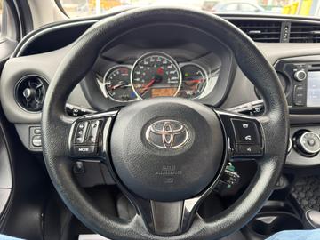 Toyota Yaris 2018 - Thumbnail 11