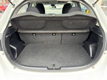 Toyota Yaris 2018 - Thumbnail 7