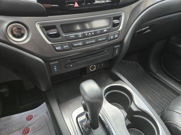 Honda Pilot 2017 - Thumbnail 25