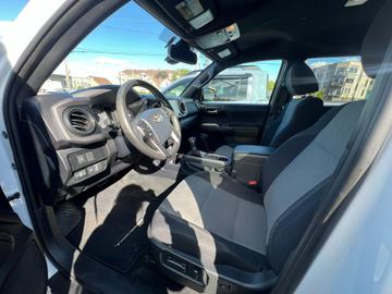 Toyota Tacoma 2020 - Thumbnail 12