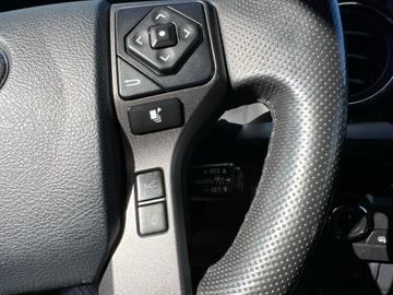 Toyota Tacoma 2020 - Thumbnail 19