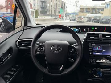 Toyota Prius Prime 2022 - Thumbnail 14