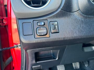 Toyota Yaris 2014 - Thumbnail 17